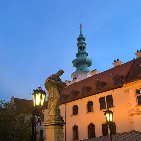 Center 1 Bratysława